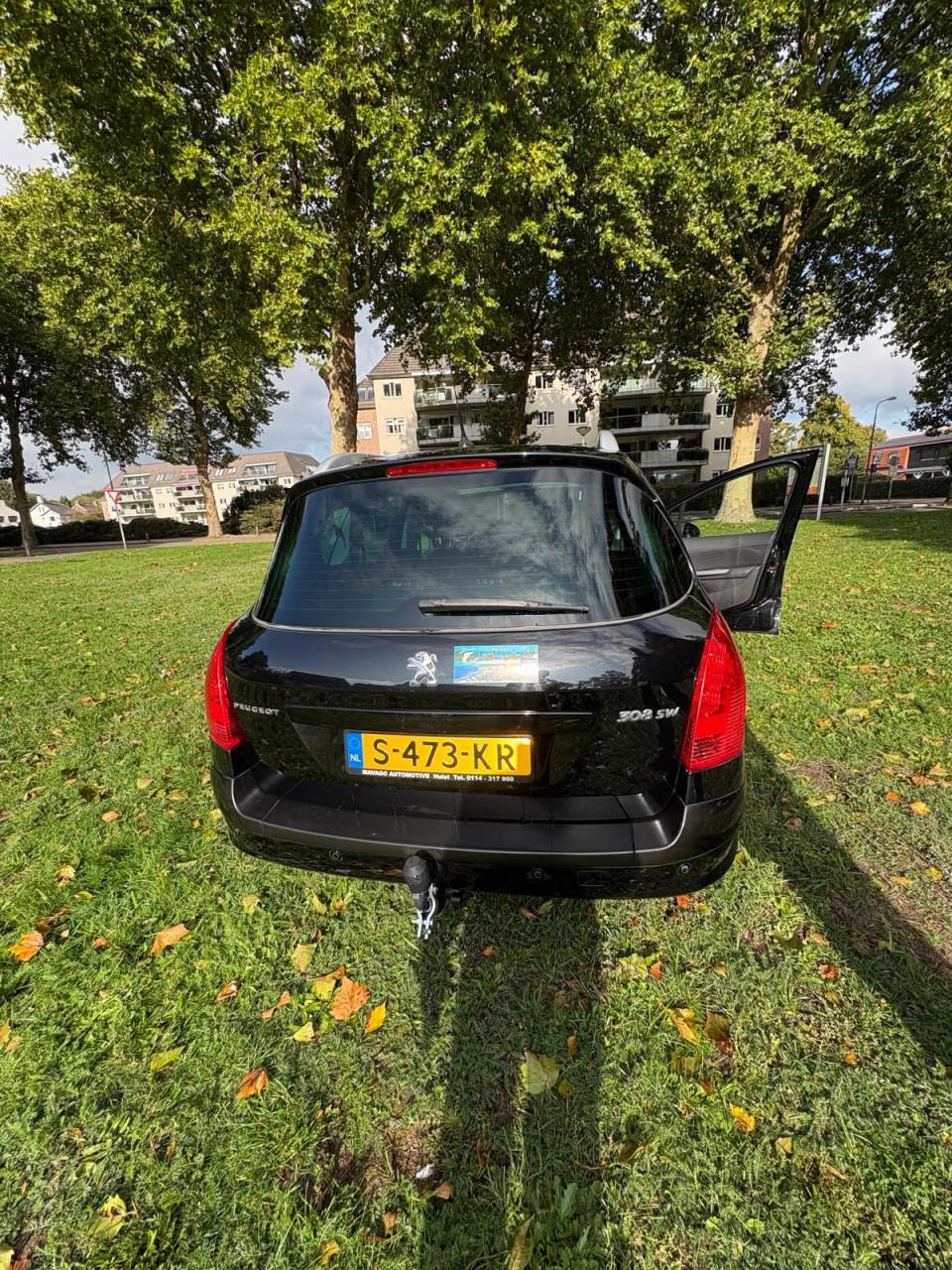 Peugeot 308 1.6THP SW 7 personen wagen Panoramadak