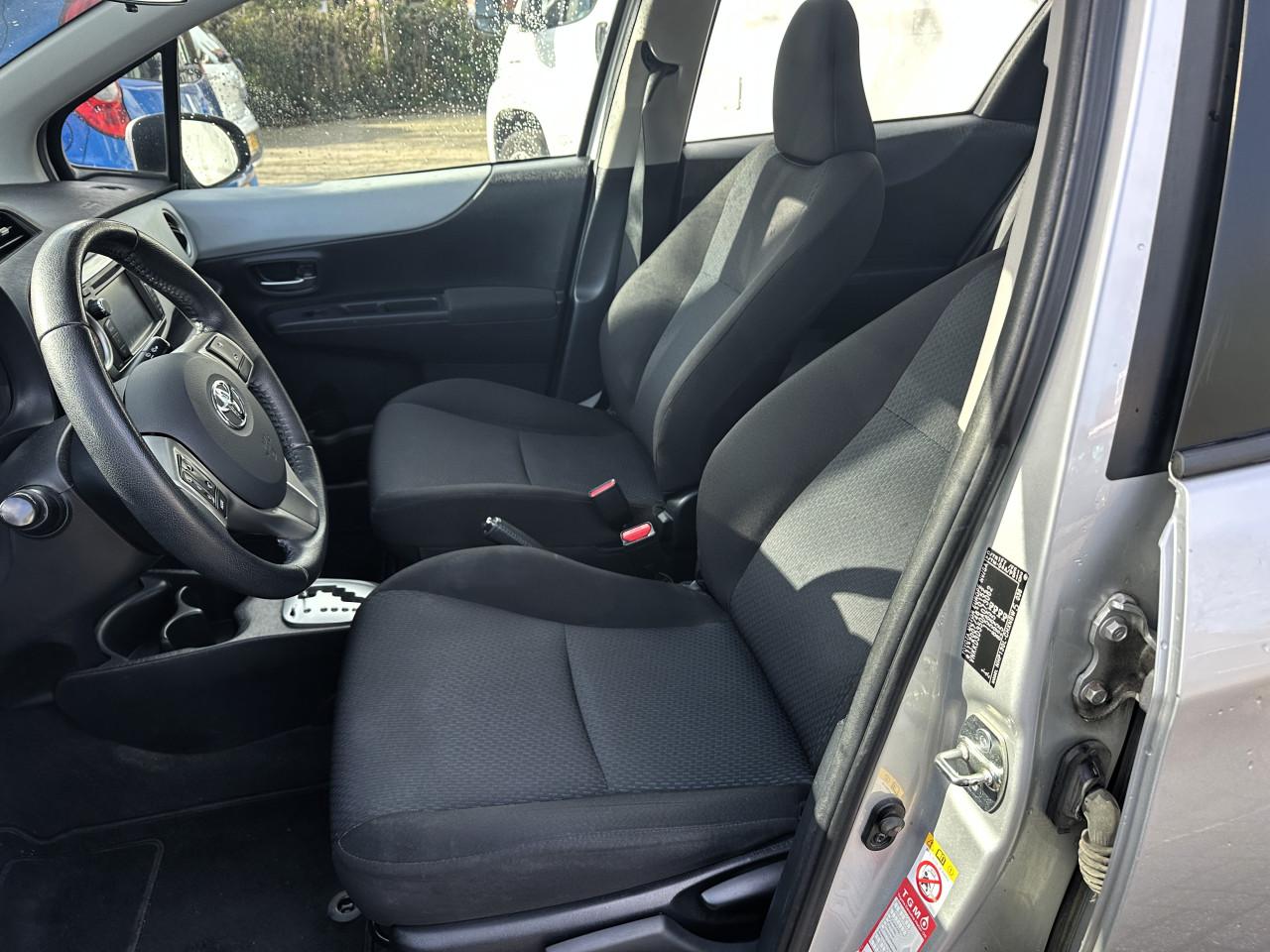 Toyota Yaris Hybride | Automaat | Eerste eigenaar | Airco | NAP en Historie