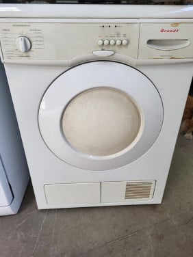 Koelkast, vriezer, droger €90
