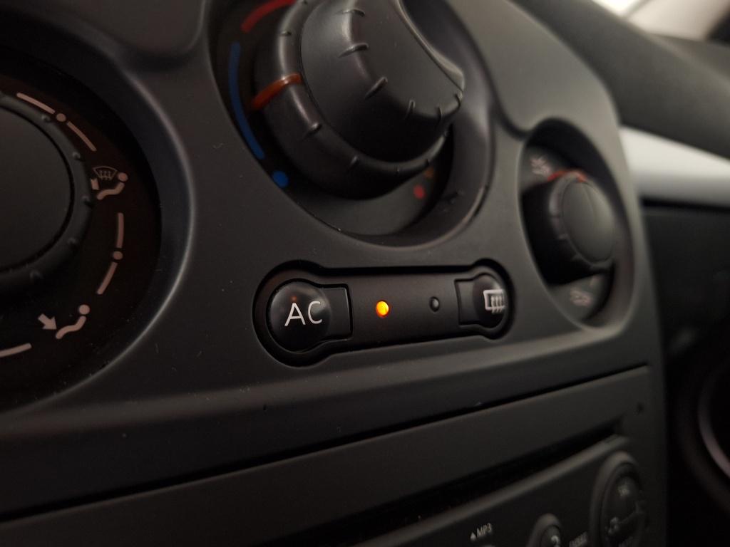 Renault Clio 1.2-16v collection