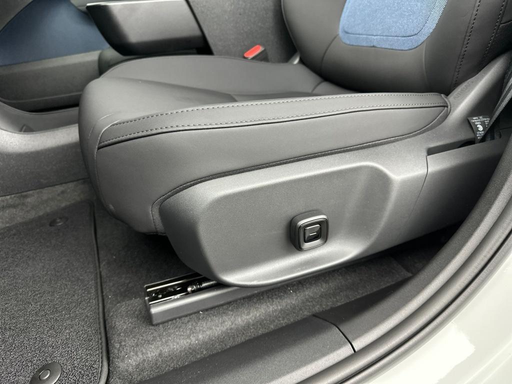 Volvo Ex30 plus europa black edition