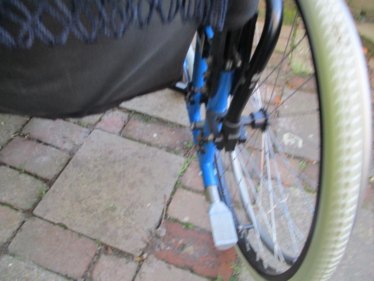 Rolstoel met veel mogelijkheden te koop