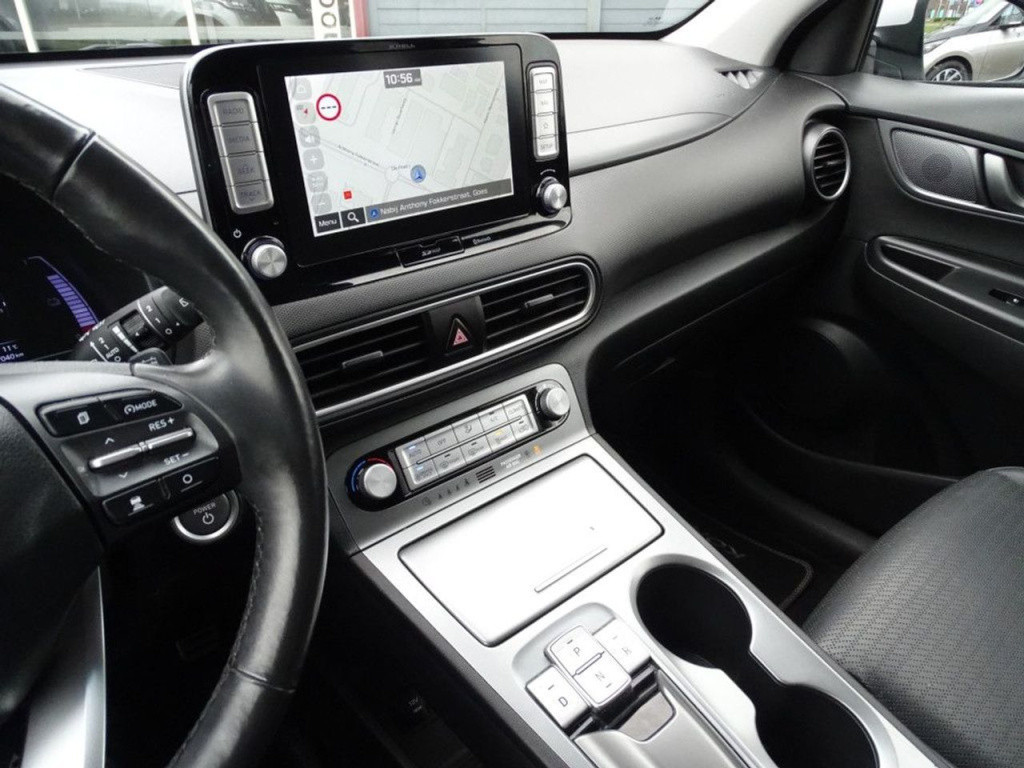 Hyundai Kona ev premium 64 kwh led | stoelkoeling | hud