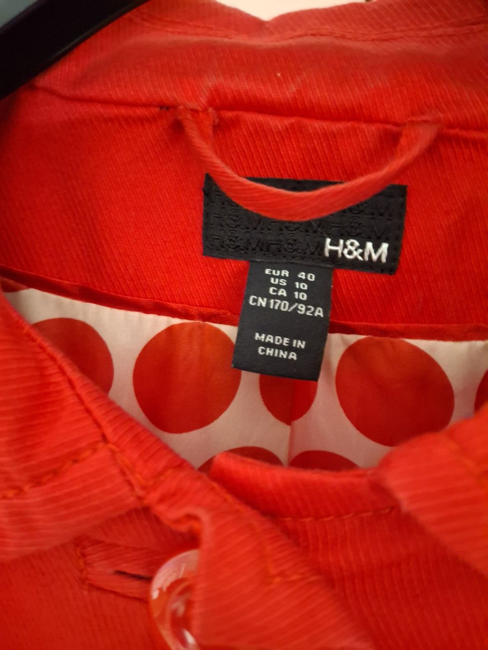 Rode zomer jas met bollen voering H & M
