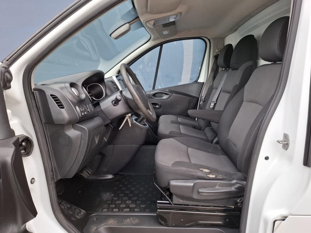 Renault Trafic 2.0 dci 145 t27 l1h1 comfort automaat / cruise controle / na