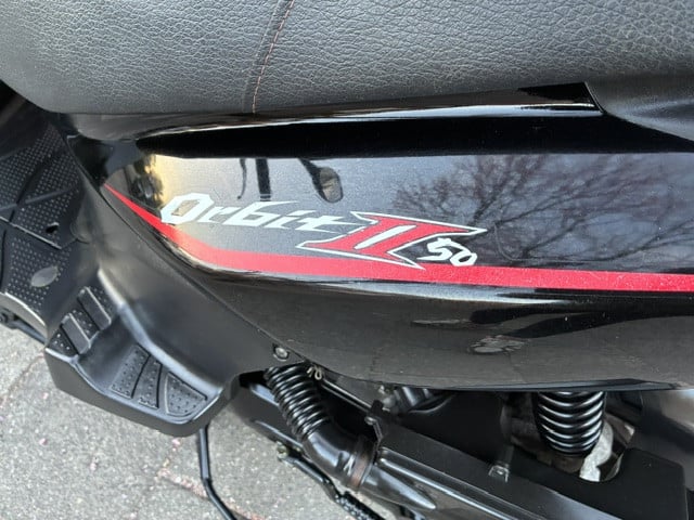 ZEER MOOIE SYM ORBIT II 4 TAKT SNOR SCOOTER ! BOUWJAAR 2016