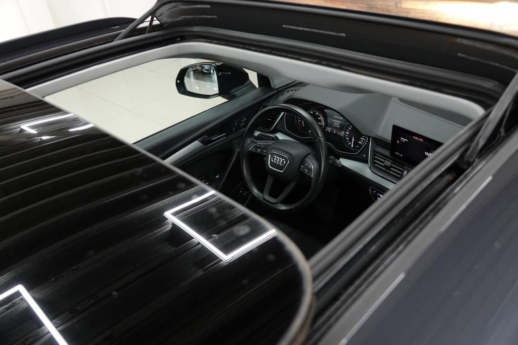 Audi Q5 2.0 quattro hybride | pano | luchtvering | led |