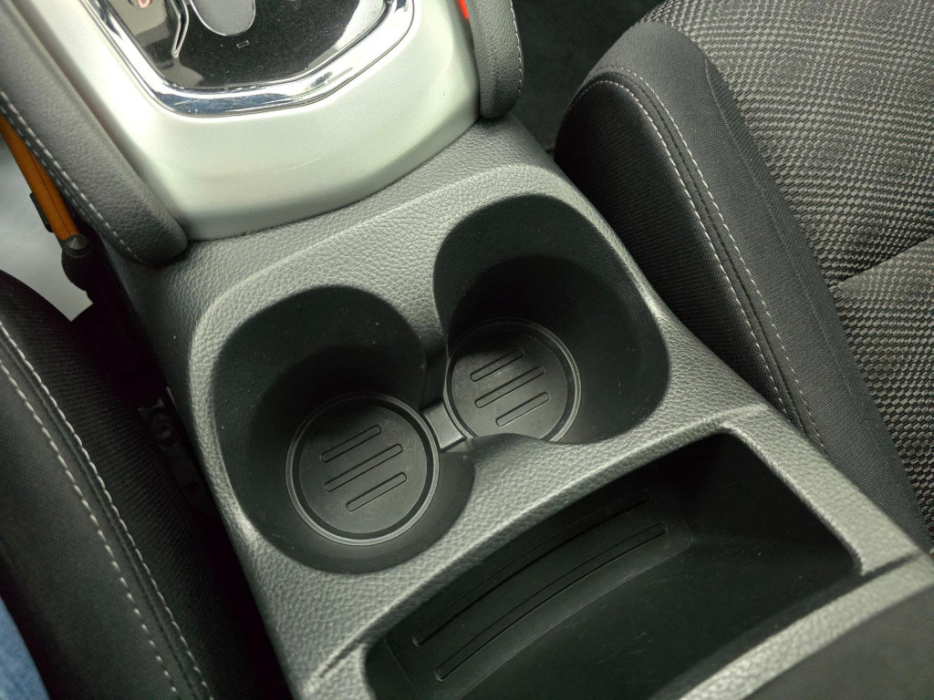 Nissan Qashqai occasion automaat 1.2 connect edition met parkeercamera en p