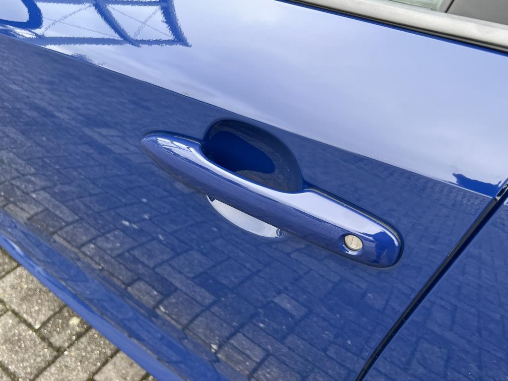 Toyota Corolla 1.8 hybrid active