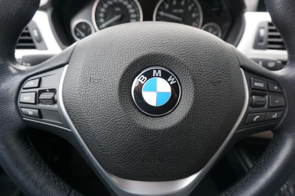 BMW 3-serie 330e high executive navi / leder / cruise contole / led / lm ve