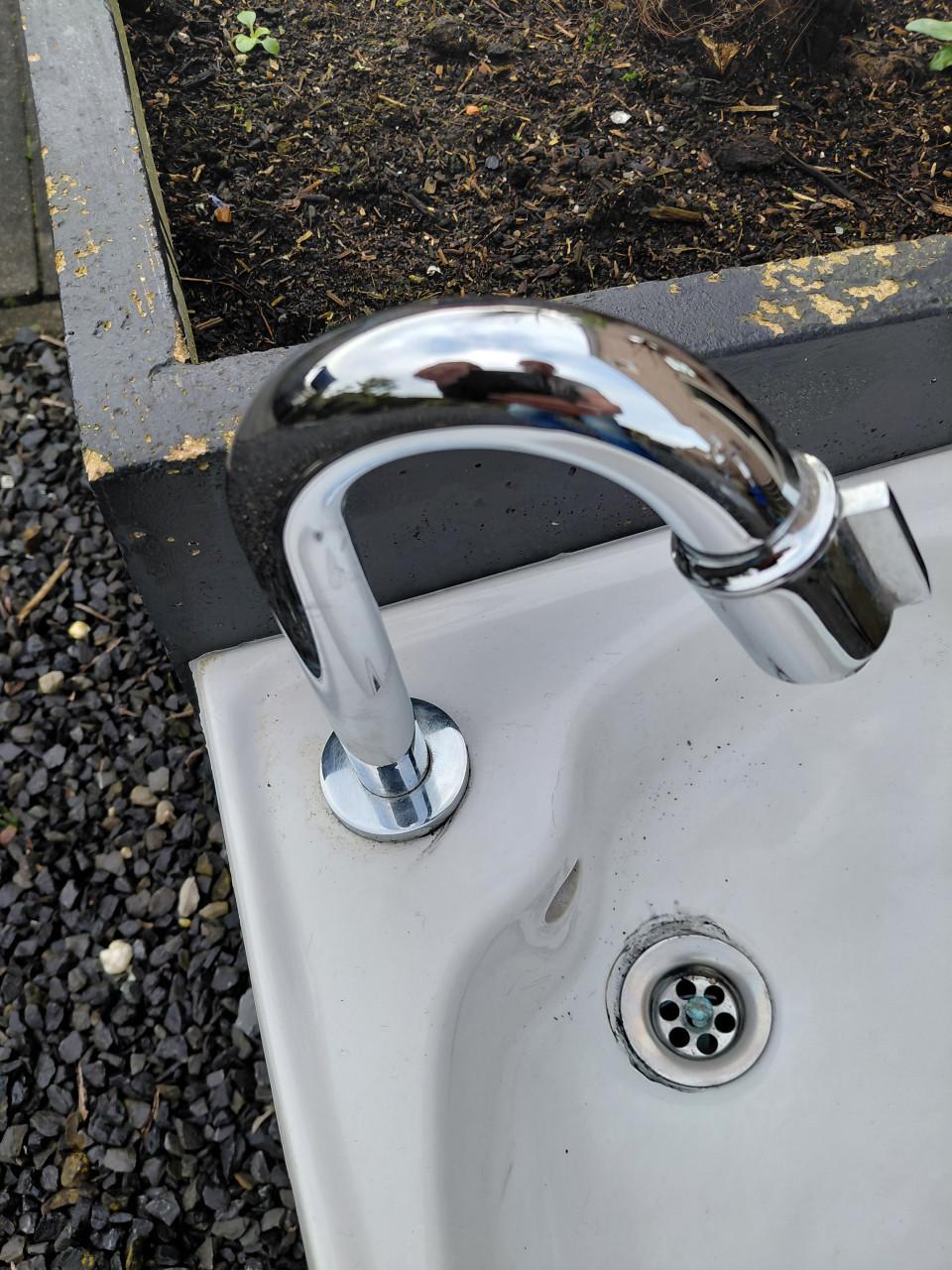 Fonteintje  met kraan ( grohe)