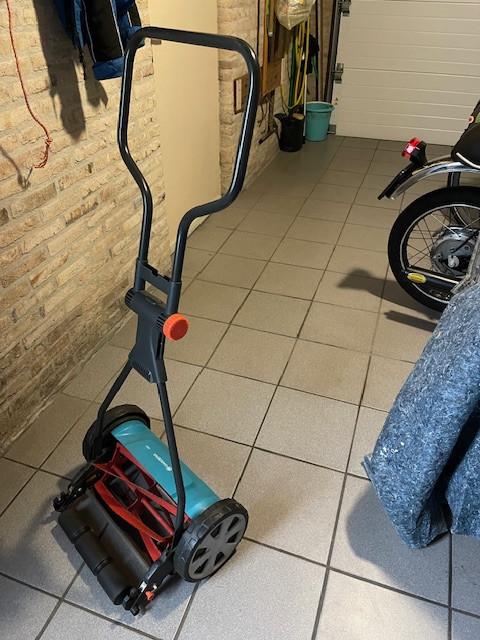 Gardena handgrasmaaier