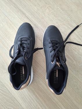 Zgan Skechers maat 42