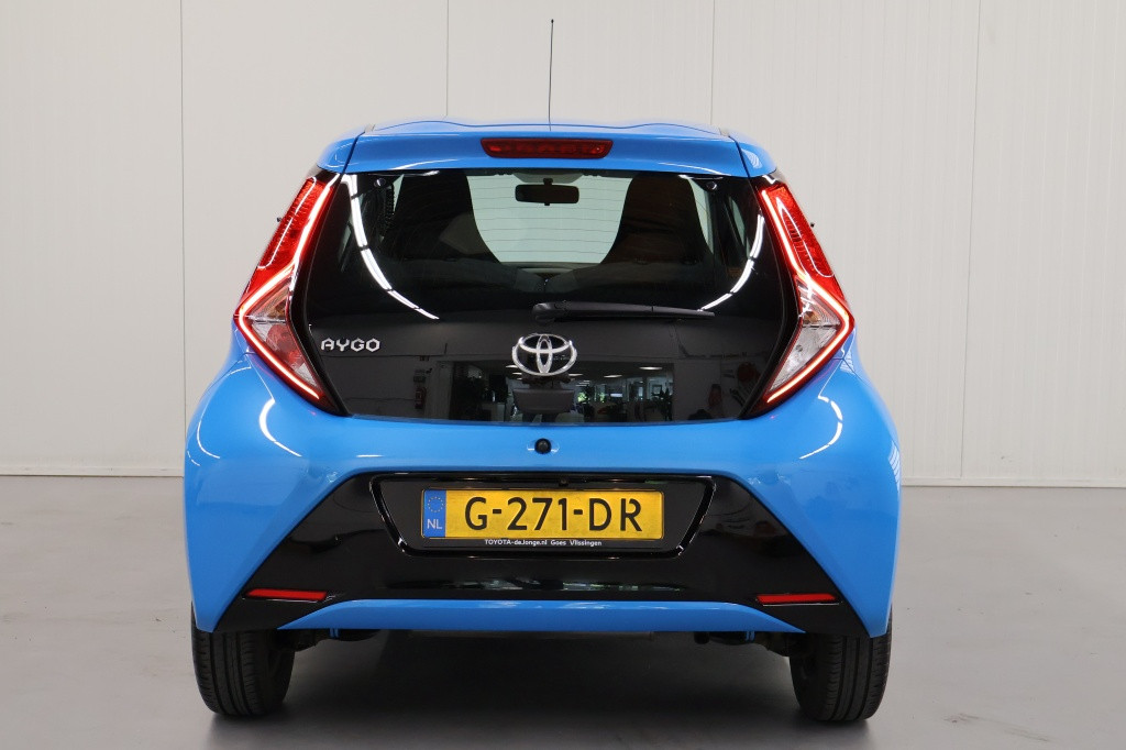 Toyota Aygo 1.0 vvt-i x-play ltd
