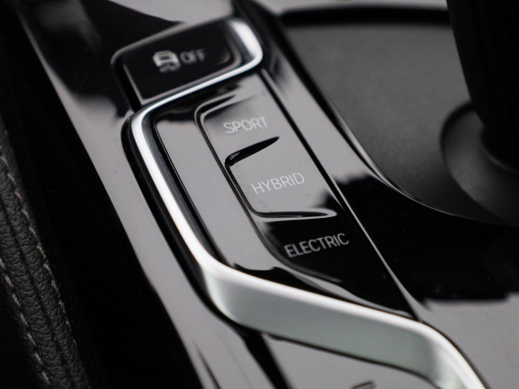 BMW 5 Serie 520e business edition plus | m-sport | automaat | schuifdak | t