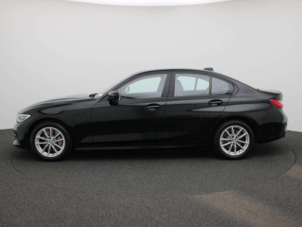 BMW 3-serie 330e edrive edition | automaat | lmv | leder | 360 camera | par