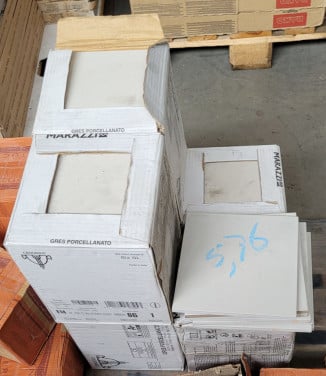 3030-88 ca 2,88 m² ivoor mix vloertegels 20x20 cm, van € 159,84 voor
