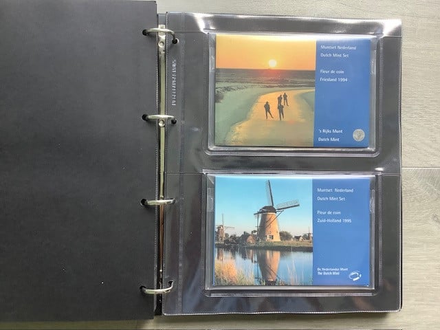 Nederland , FDC jaarsets periode 1982 t/m 2001 in album.