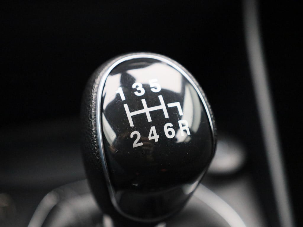 Ford Fiesta 1.0 ecoboost hybrid titanium | cruise control | climate control