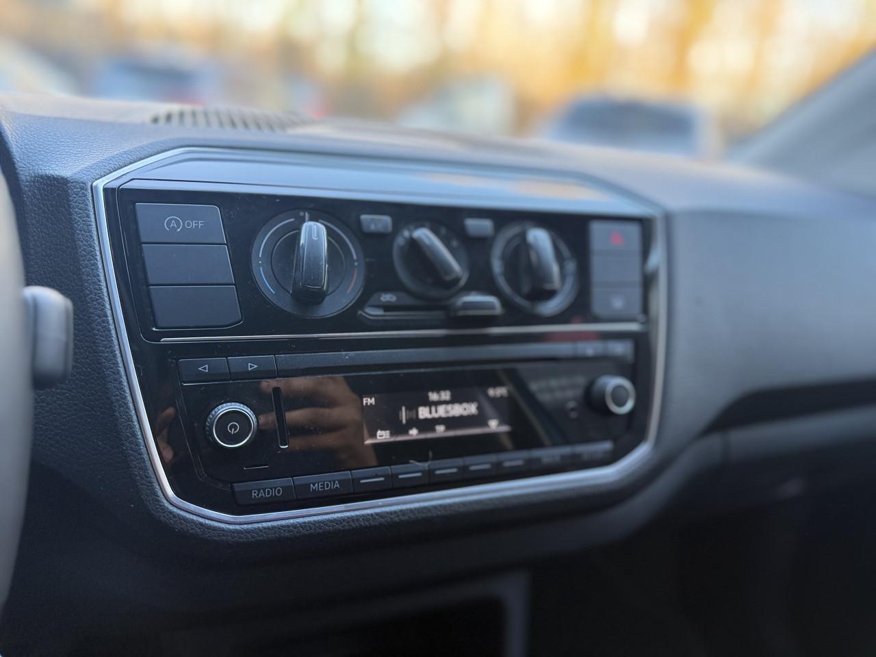 Volkswagen Up! 1.0 2017 BENZINE|APK|AIRCO