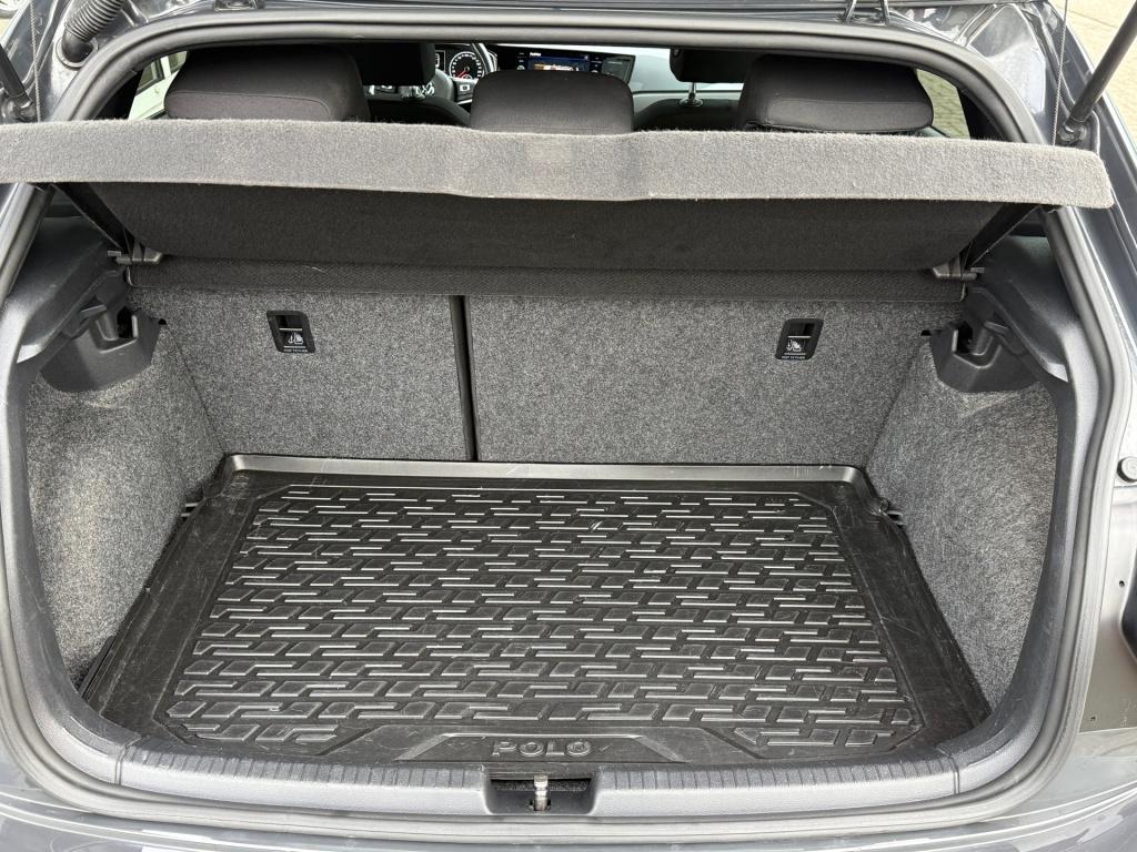 Volkswagen Polo 1.0 tsi highline business r