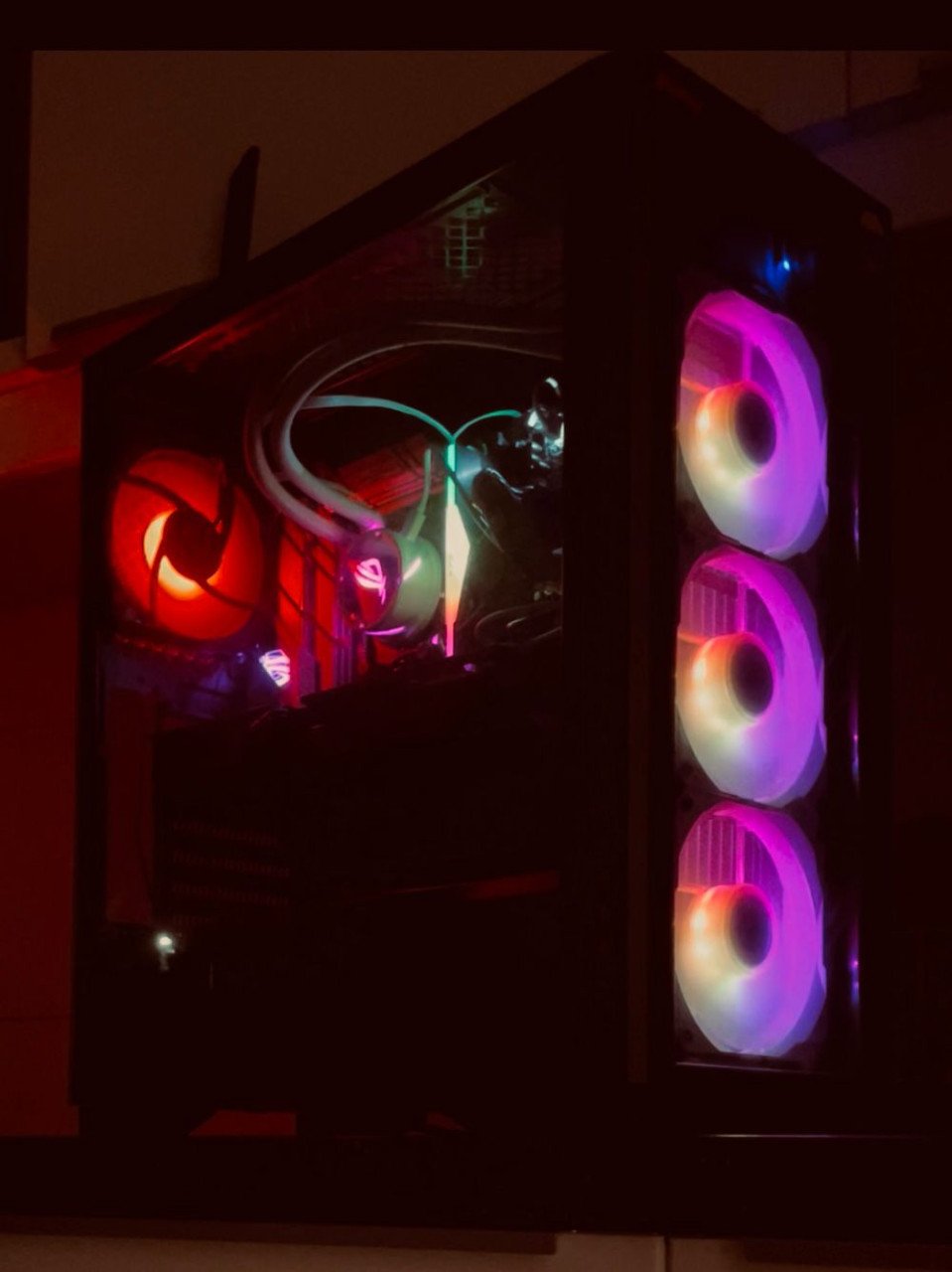 🔥High-End Gaming-PC - Ryzen 7500F - DDR5 - SSD - RTX 4060 TI - WiFi 6E 🔥