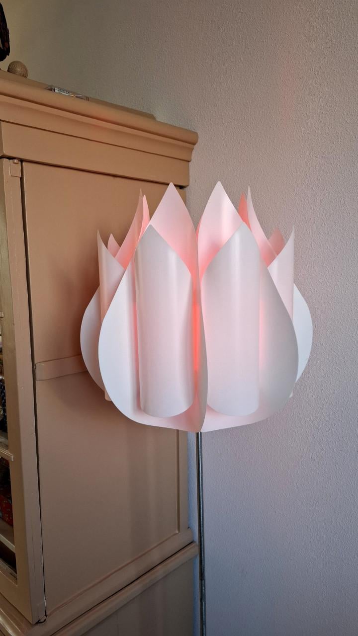 Knappa Tulpan IKEA vloerlamp