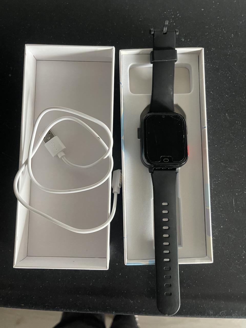 Smartwatch kind kleur zwart
