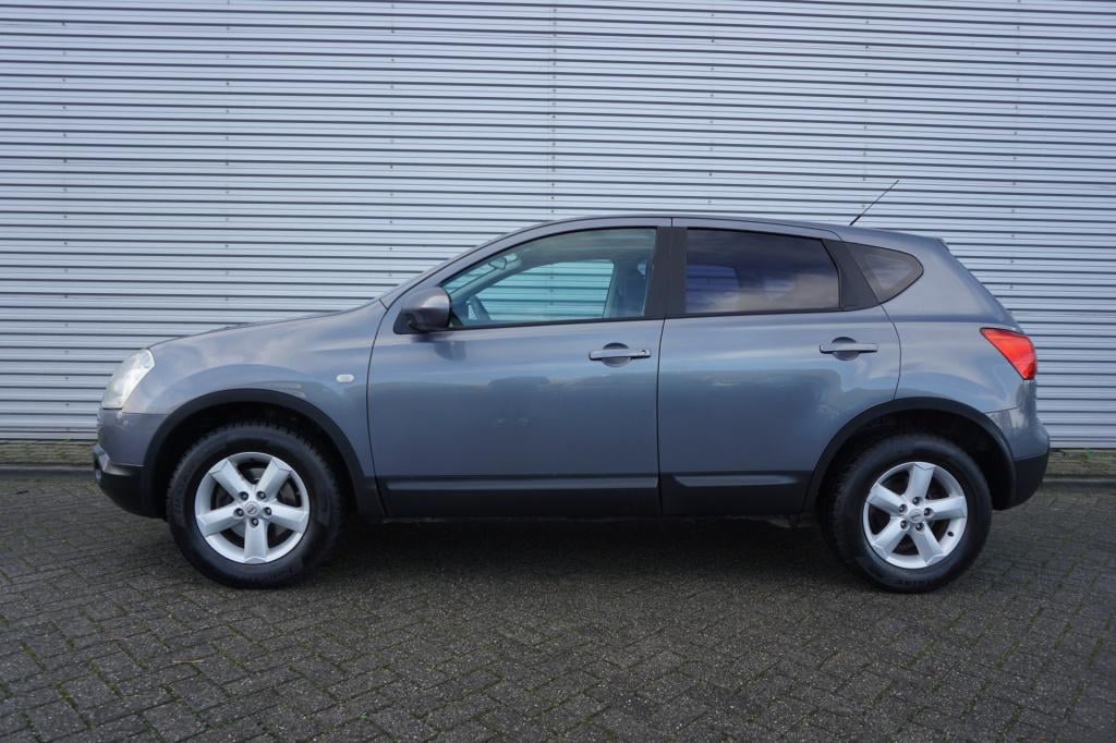 Nissan Qashqai 1.6 acenta airco / cruise / elektr. ramen / parkeers. / trek