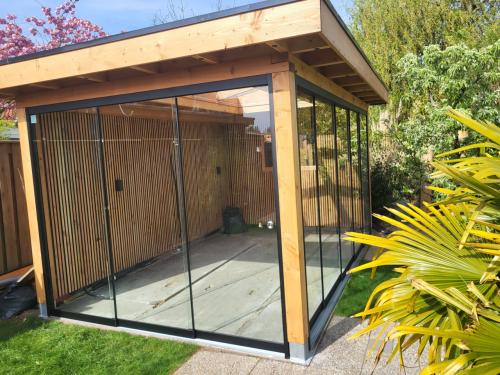 Tuinkamers overkappingen en meer