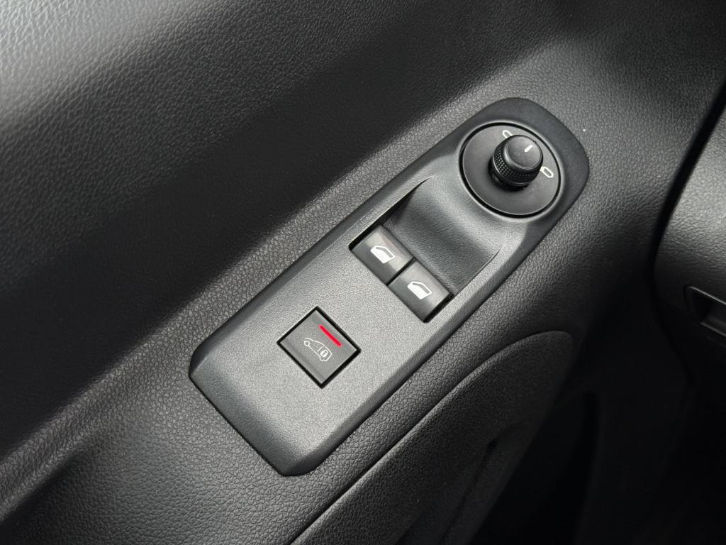 Peugeot Partner 1.5 bluehdi premium | trekhaak | navi | carplay | camera | 