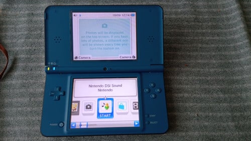 Nintendo DSI XL