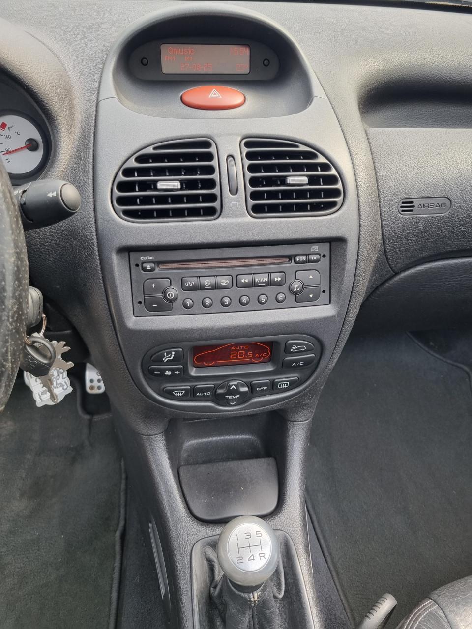 Peugeot 206 CC 1.6-16V Premium