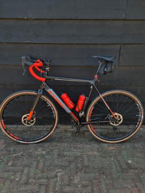 Gravelbike - Cube Cross Race