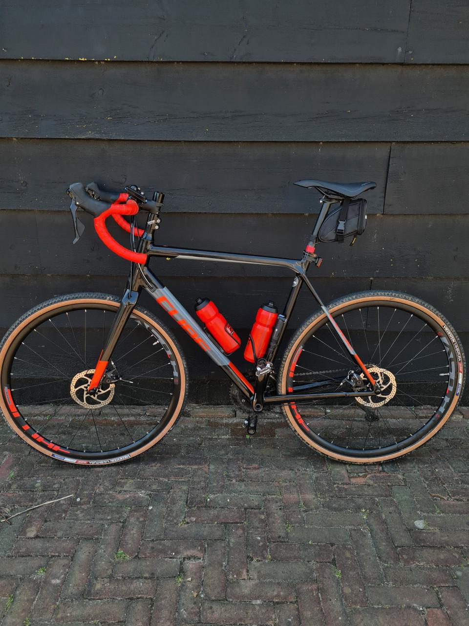 Gravelbike - Cube Cross Race