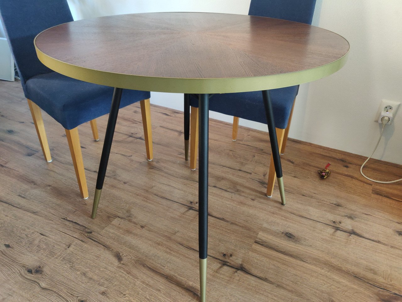 Hendrix Eettafel - Ø 90 cm - Bruin