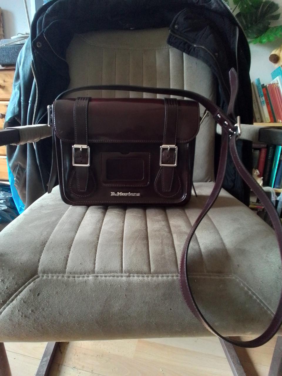 Dr martens schoudertas