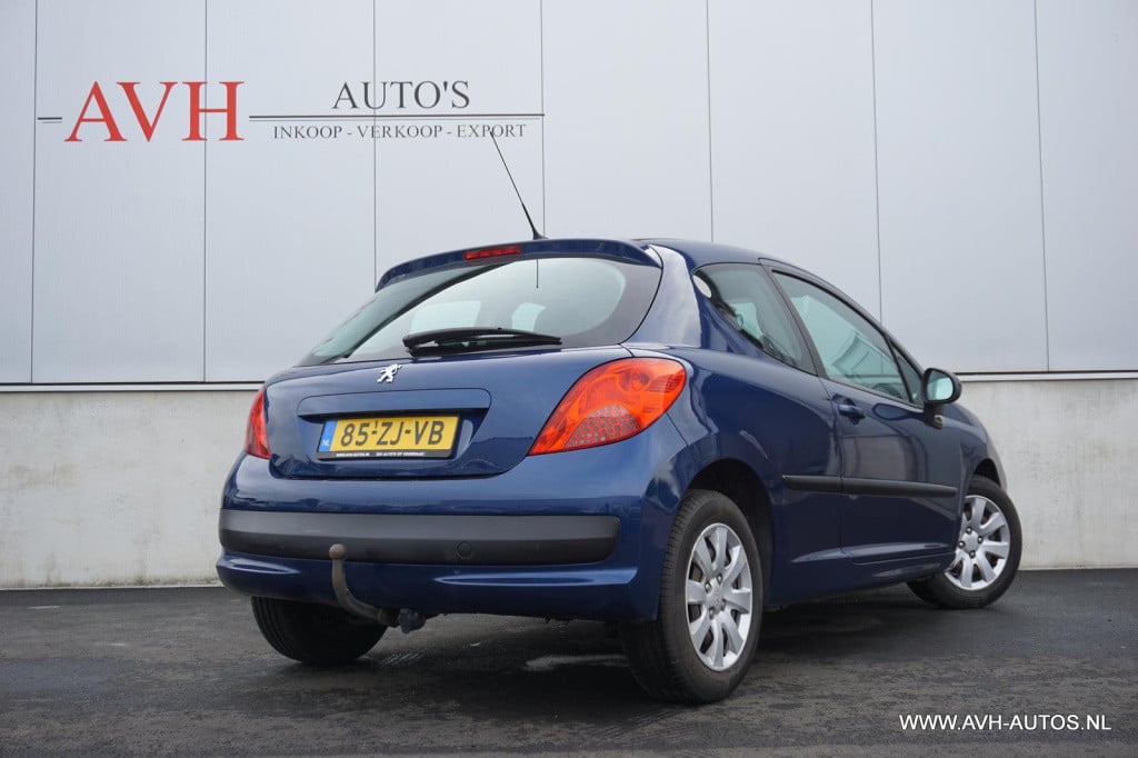 Peugeot 207 1.4 vti cool 'n blue