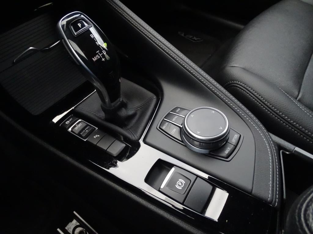 BMW X2 sdrive20i high executive | hud | camera | afn. trekhaak | 19"