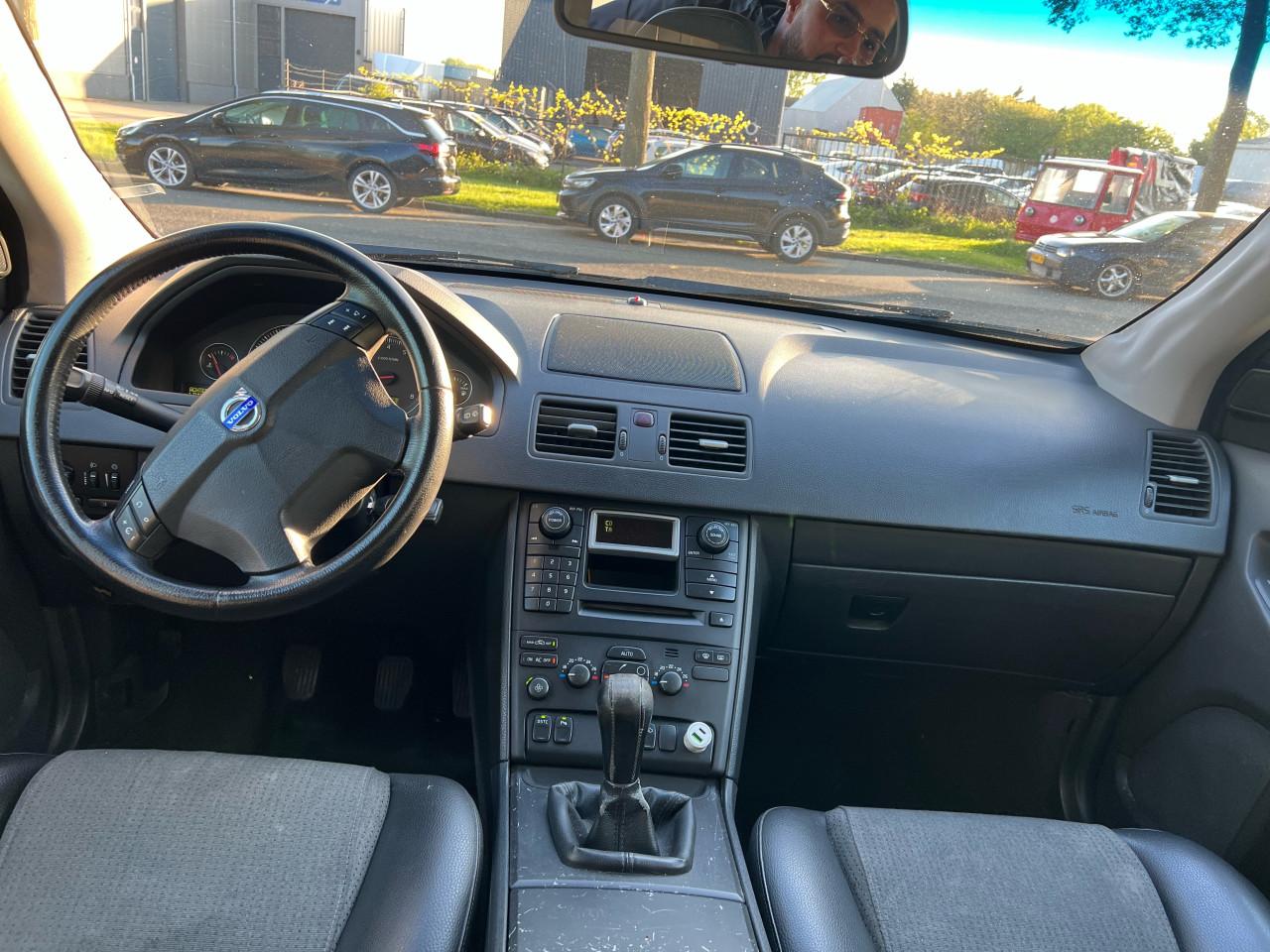 Volvo XC90 2.5T AWD 7 Zitter