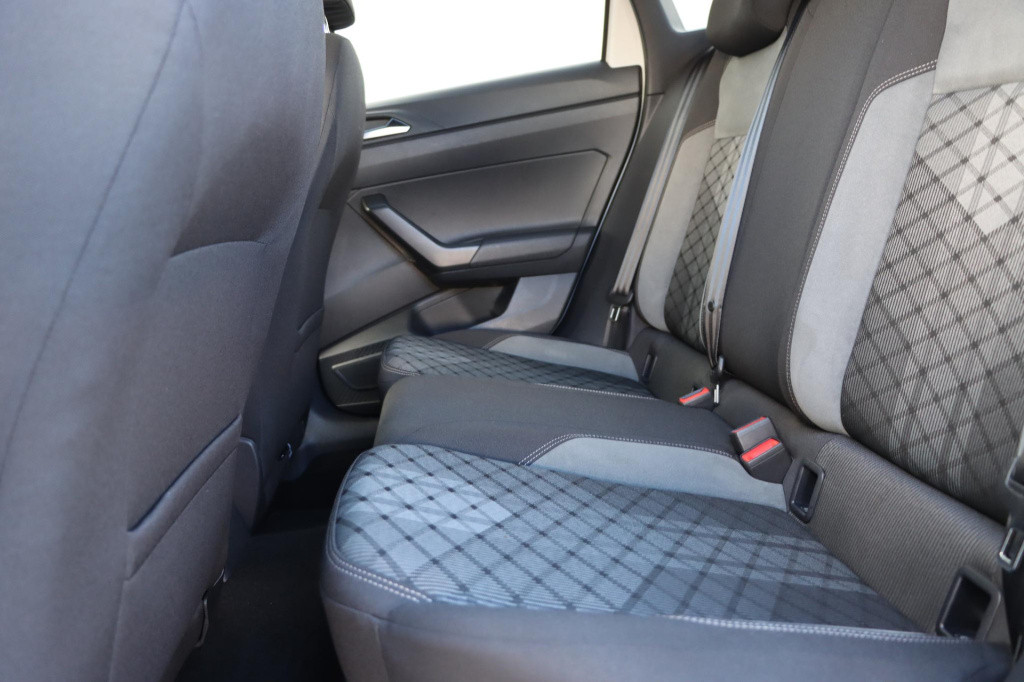 Volkswagen Taigo 1.0 tsi r-line 110pk dsg7