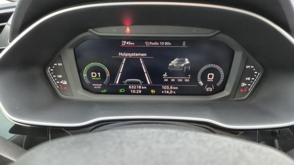 Audi Q3 45 tfsi e edition