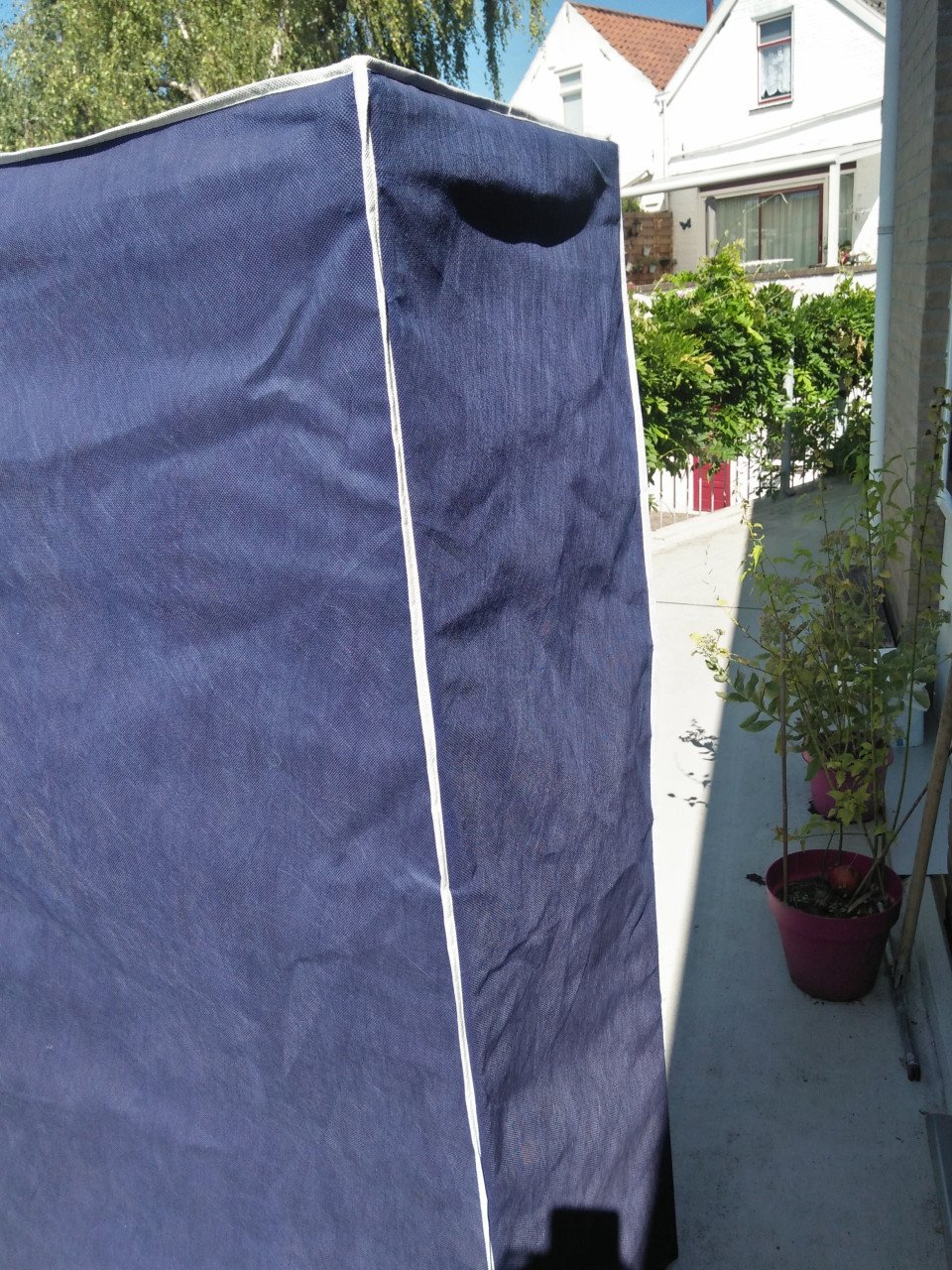 Stoffen hangkast kleding