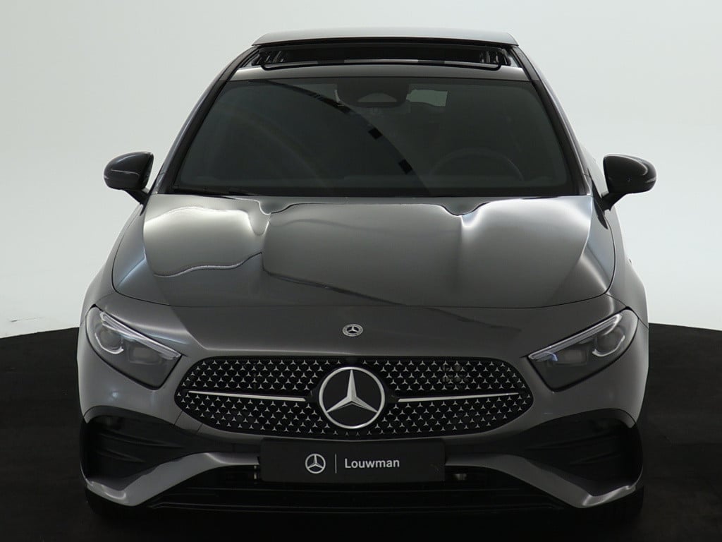 Mercedes-Benz A-Klasse 250 e business solution amg | nightpakket | parkeerp