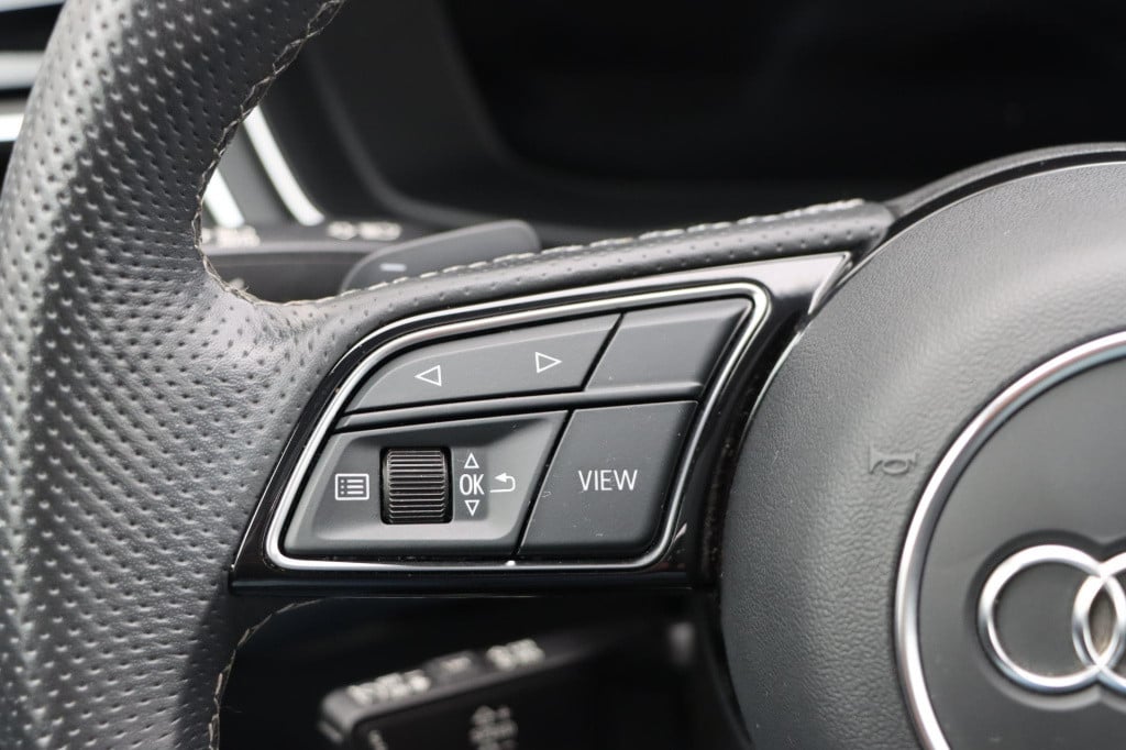Audi A4 avant 40 tfsi s edition 204pk s-tronic