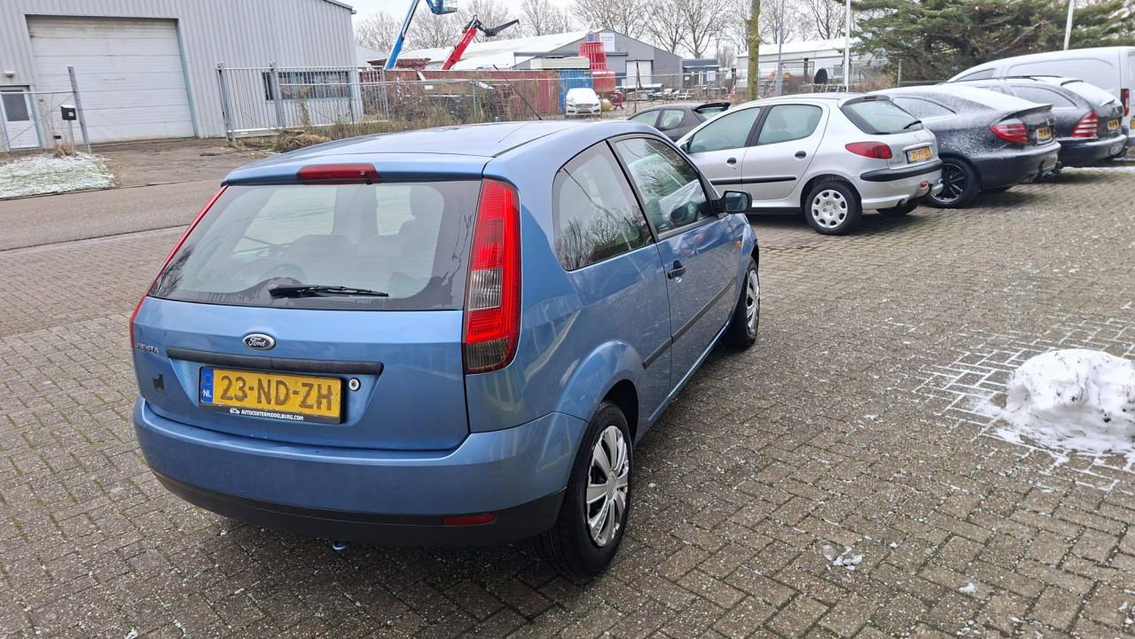 Ford FIESTA 1.25-16v Celebration 3deurs bj:2003 135.000km