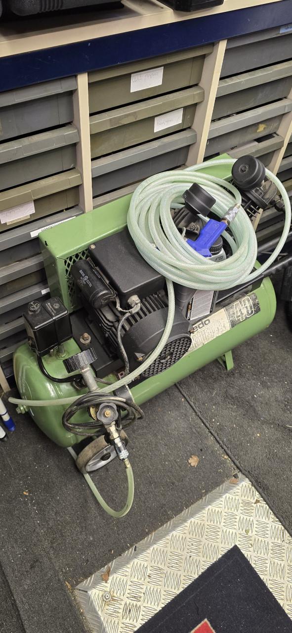 COMPRESSOR INCLUSIEF LUCHTSLANG