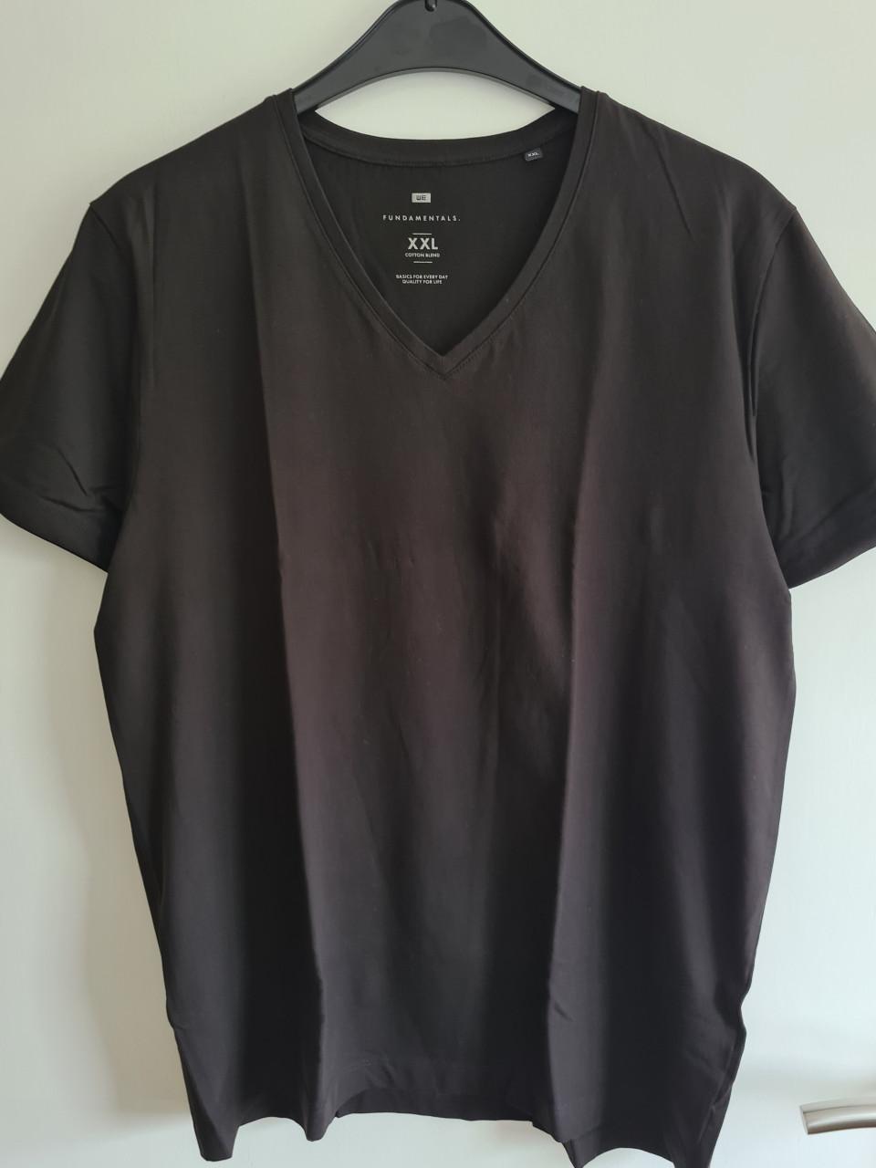 Nieuw zwart V-hals shirt van WE Maat XXL