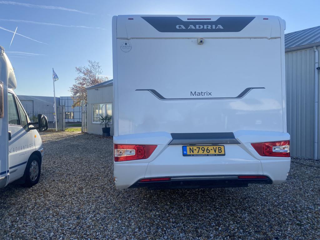Adria Onbekend matrix 670dl luxe gezinscamper vol comfort en vrijheid! zate