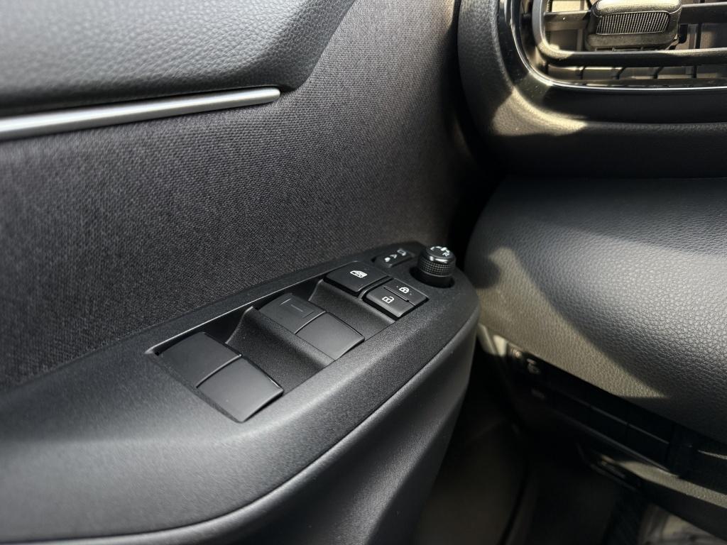 Toyota Yaris 1.5 hybrid 115 bns